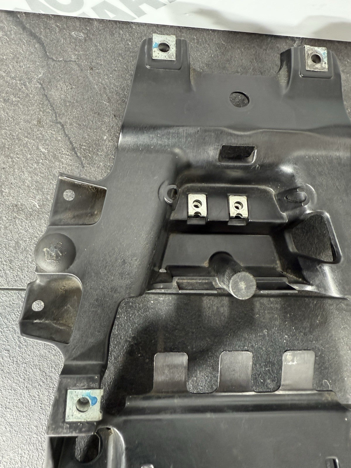 Yamaha YZF R125 R 125 2014 Subframe Inner Tray Panel 26983 Mile 2008-2018 OEM