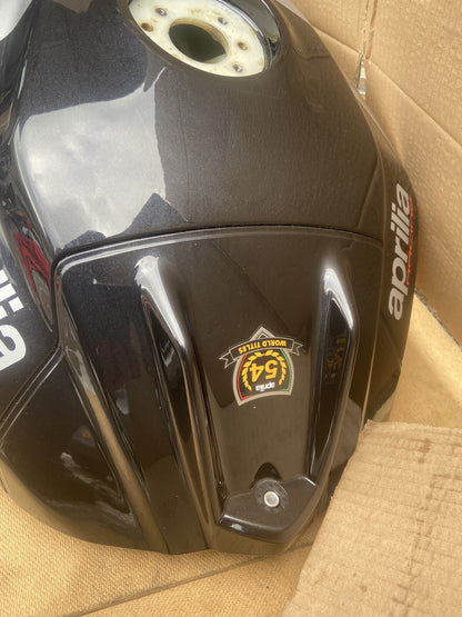 Aprilia Tuono V4 1100 FACTORY Petrol Tank Fuel Tank Tuono V4 Petrol Tank UK ONLY