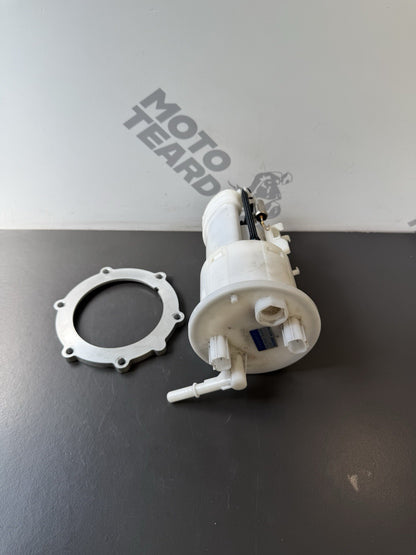 TRIUMPH STREET TRIPLE 675R Fuel Pump Petrol Pump T2401977 17,009 Miles 2008-2011