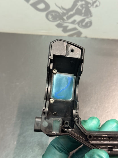 319acc24-9e73-4633-b13c-30c4bd90f323