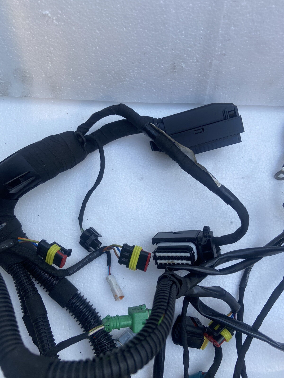 Aprilia Tuono V4 2020 Rear wiring loom 2020 2D000304 V4 Rear Wiring Loom OEM