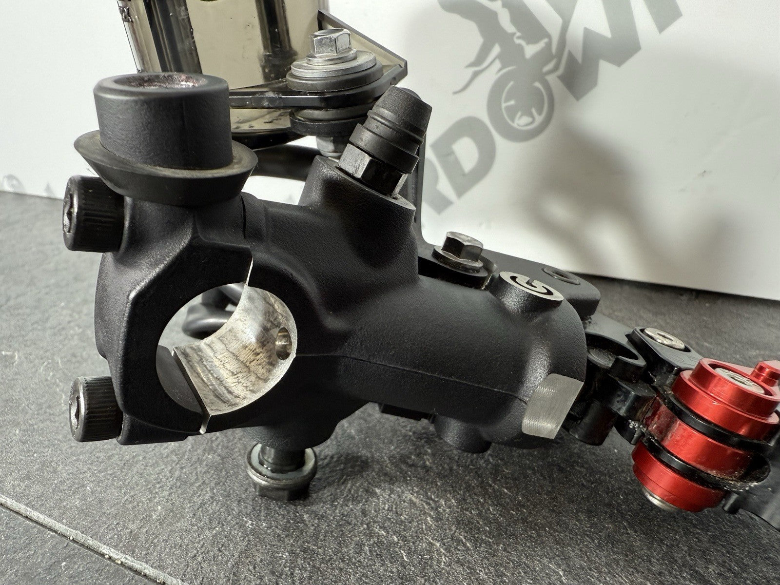 ce97c4fd-3462-42d4-ae20-1461f4228a89