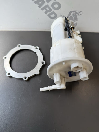 TRIUMPH STREET TRIPLE 675R Fuel Pump Petrol Pump T2401977 17,009 Miles 2008-2011