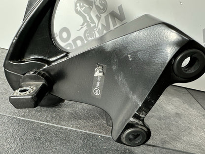 Triumph Street Triple 675 R 2015 Clock Stay Top Bracket 16470m 2013-2016 OEM