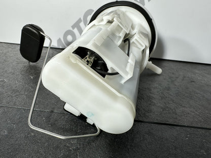 Yamaha R7 690 2024 Fuel Pump Petrol Pump Sender 1784 Miles 2022 2023 OEM UK ONLY