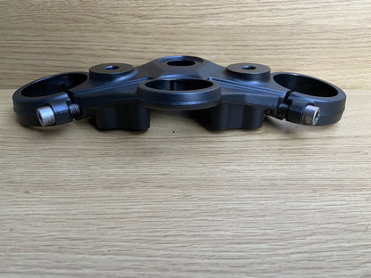 TRIUMPH STREET TRIPLE R RS 765 TOP YOKE Top CLAMP OEM 2017-2019 2041726 Upper