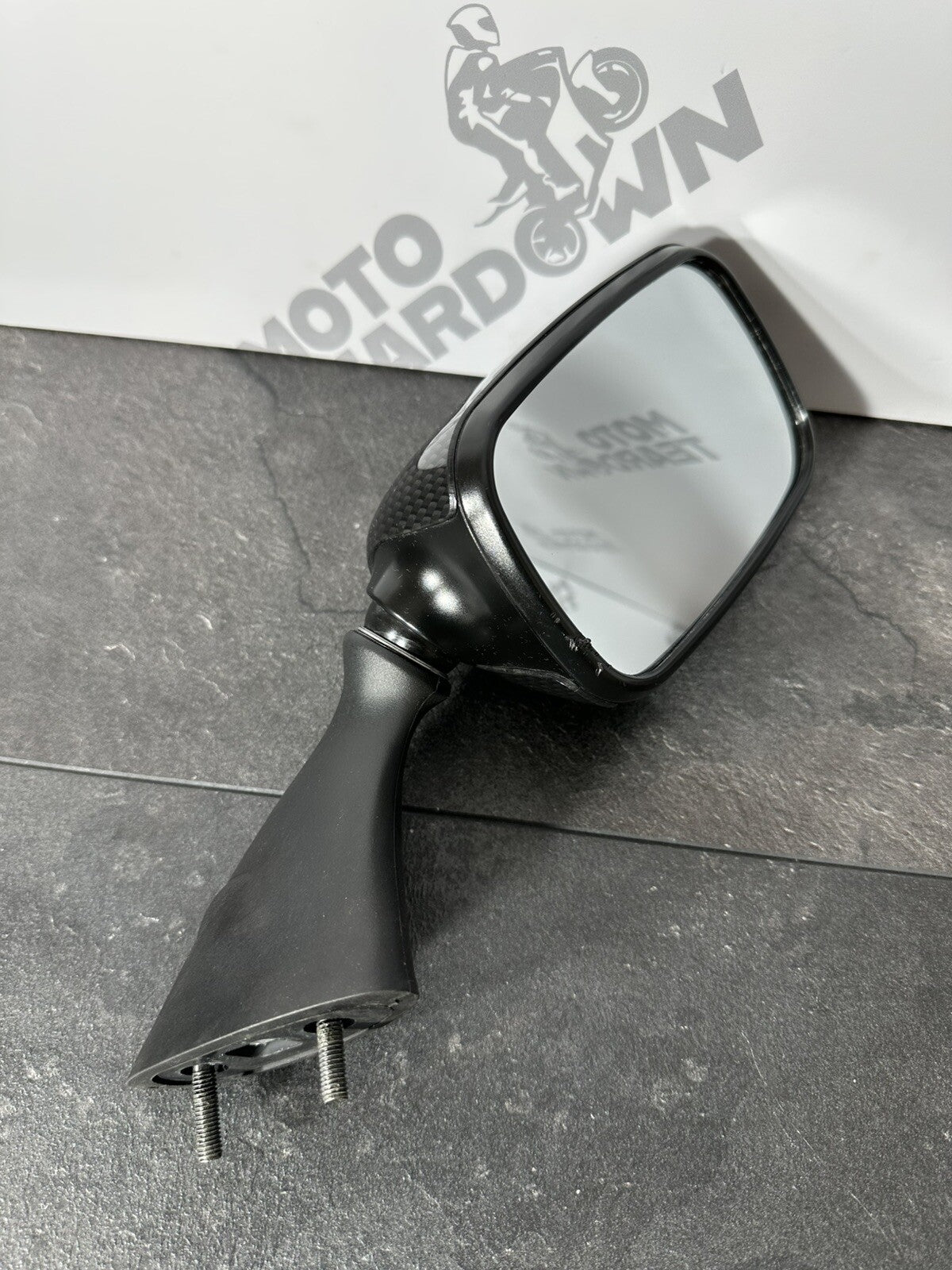 Suzuki GSXR 1300 2016 HAYABUSA Mirror Right Side View Mirror 18408 Miles OEM