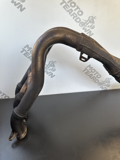 TRIUMPH SPEED TRIPLE 1050 EXHAUST DOWN PIPES CRACKED - SPARES / REPAIRS 19,161m