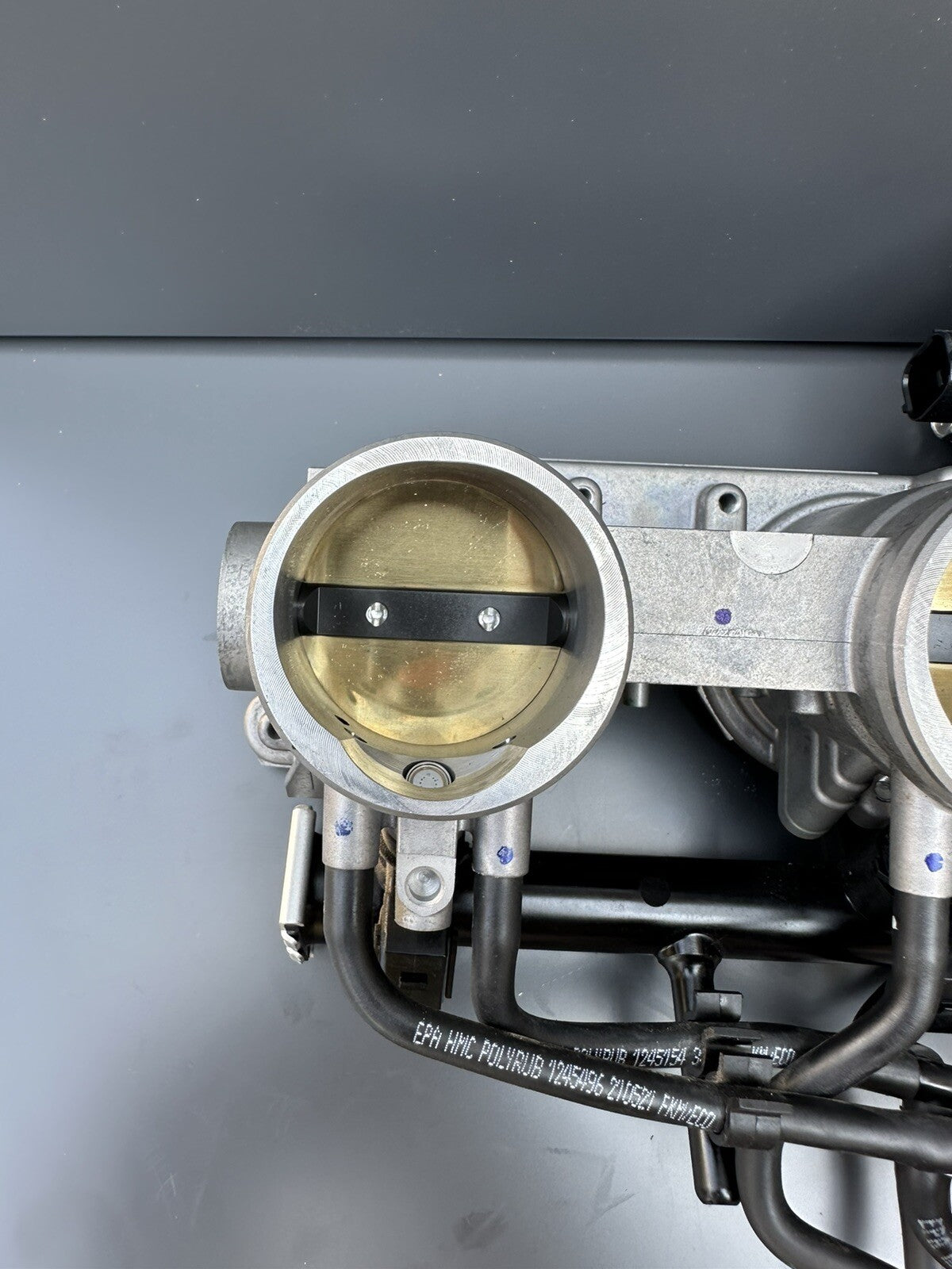 8faa8c98-b5c5-4d64-9c11-a440ea36f2c9