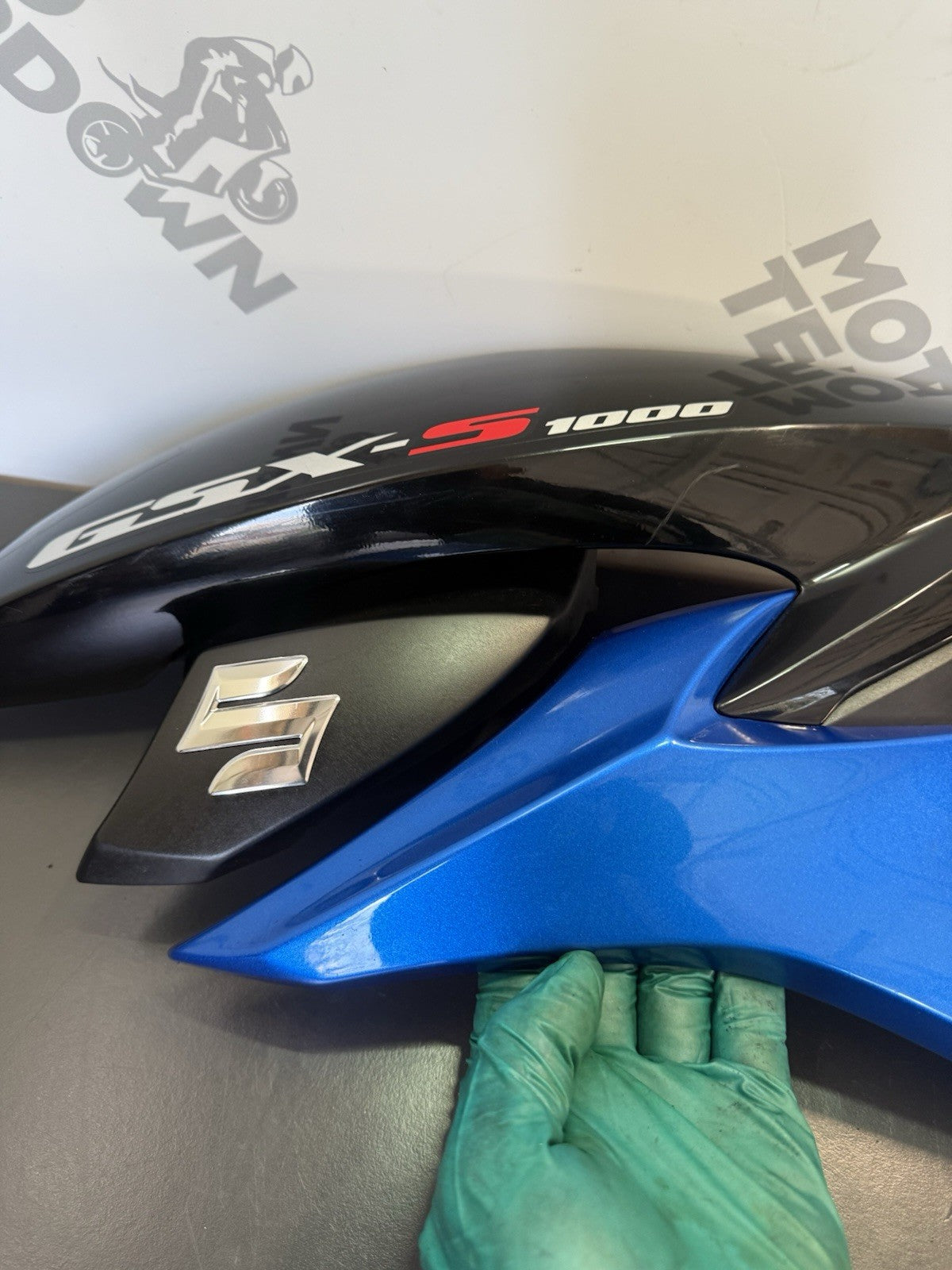 c2ee55d9-f3c3-4ee6-81c3-90c9f5f05447