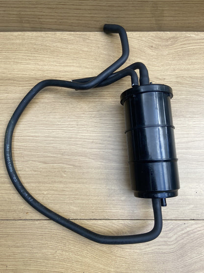 Triumph Street Triple 765 RS EVAP Emissions Vacuum Pump 2017-2019 EVAP pump OEM