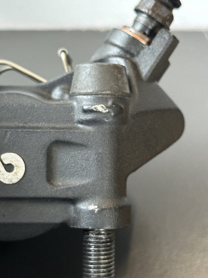 TRIUMPH SPEED TRIPLE 1050 2011 - 2015 front brake calipers brembo 100mm 19,161m