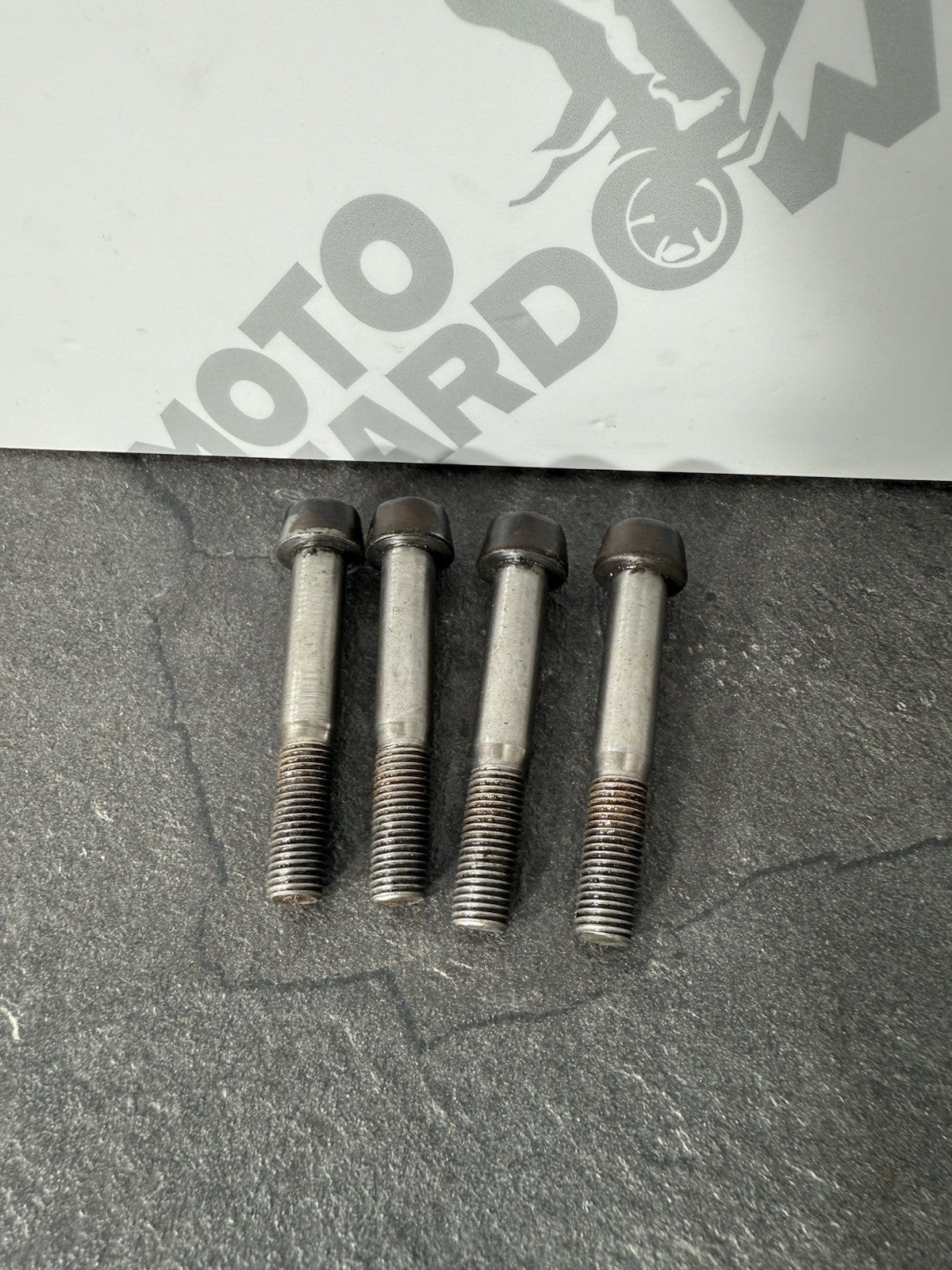 3ff701df-f965-490b-9e77-5f9dea2dd572