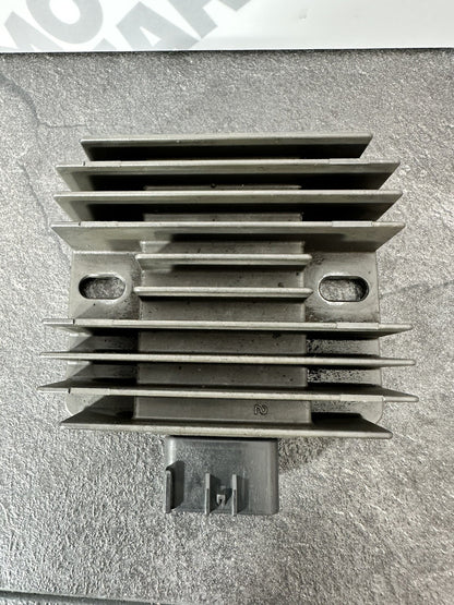 Kawasaki Z800 ABS 2016 Regulator Rectifier 12691 Miles 2013-2018 OEM ZR800