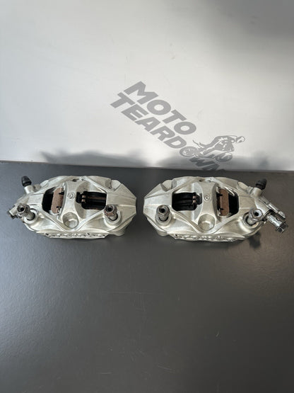 Suzuki GSXR600 GSXR750 Front brake calipers Brembo Monoblock 2011 - 2017 108mm