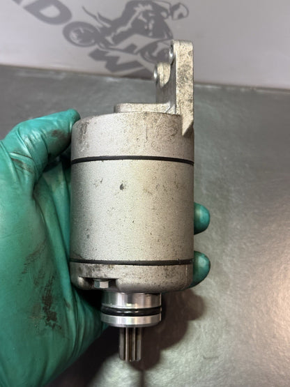 f6f90468-eba8-41cf-b930-0a25b0fd9984