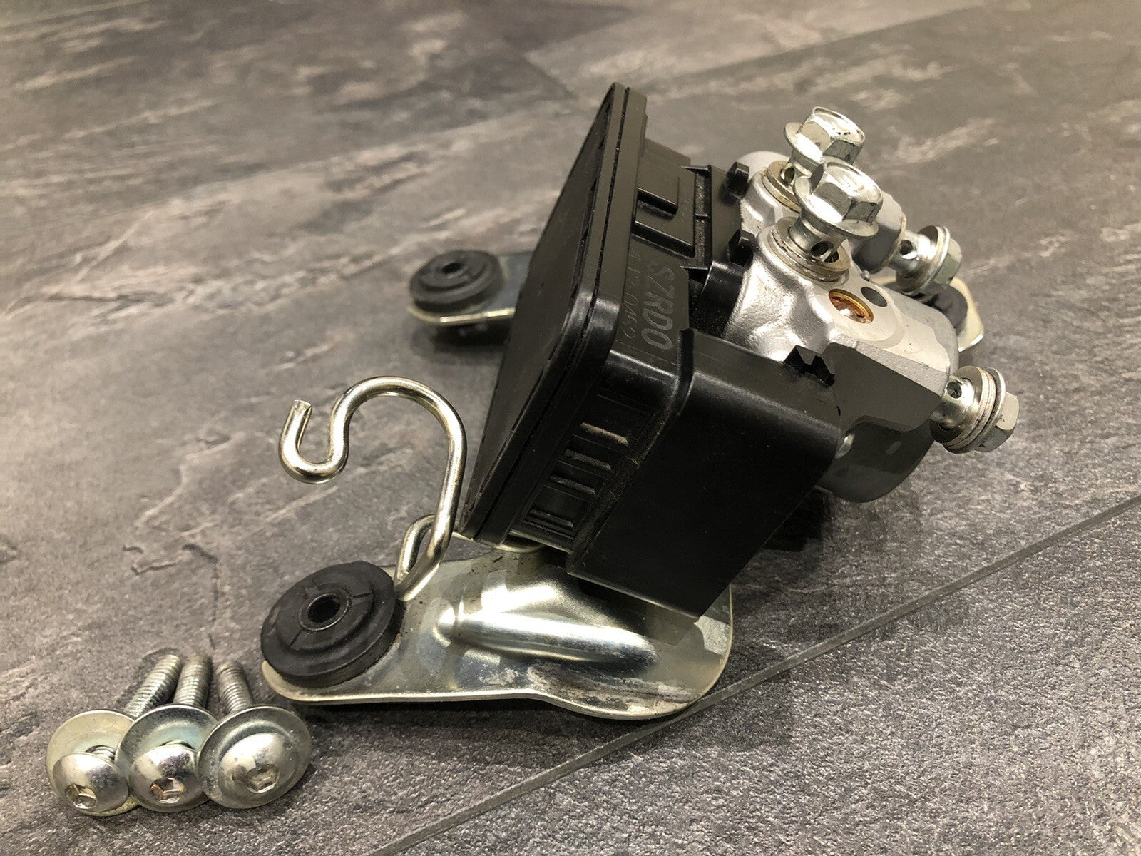 Suzuki GSXR 1000 ABS Pump Regulator Module NISSIN 2018 L7 L8 L9 17 18 19 OEM