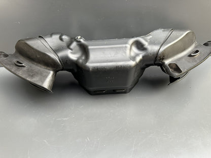 Yamaha R1 14B Big Bang 2009-2014 Ram Air Scoop Centre Duct + Rubber Inserts