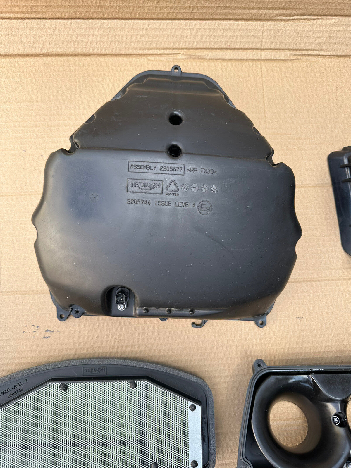 TRIUMPH SPEED TRIPLE 1200 RR 2022 Airbox Triumph Speed Triple 1200 RR Air Box