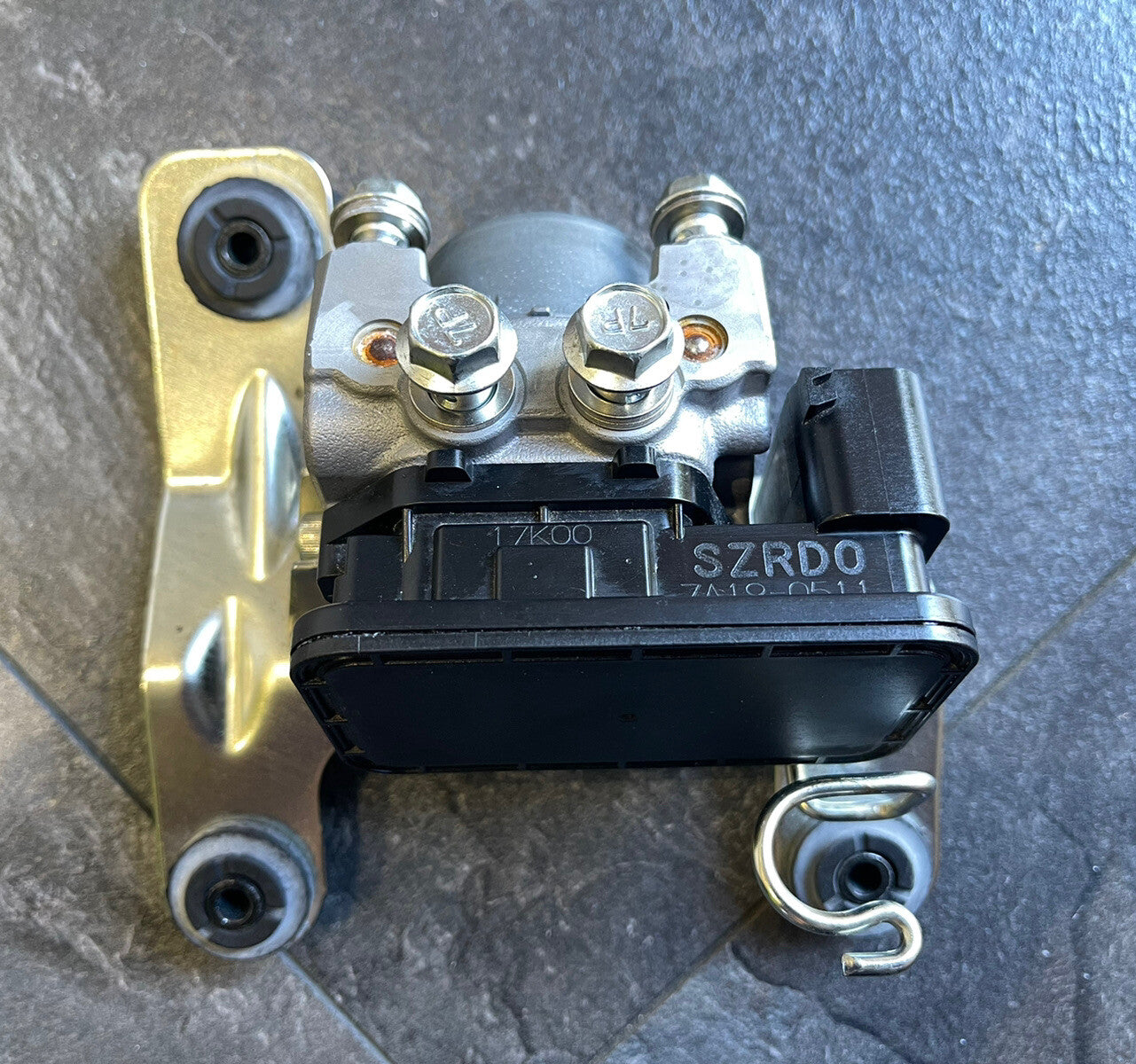 Suzuki GSXR 1000 2017 NISSIN ABS Pump Regulator AL7 2018-22 Only 5129 Miles OEM