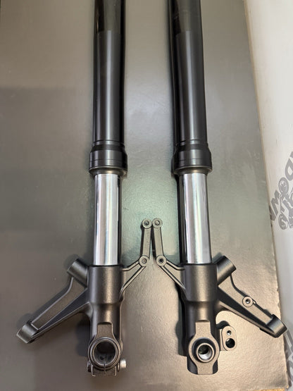 143b9fae-719e-4f4c-b664-b9477590d072