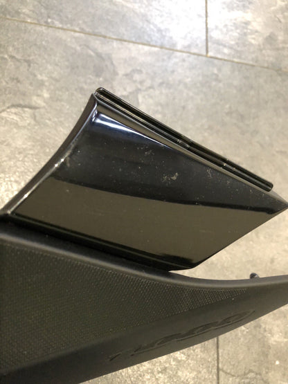 Suzuki GSXR 1000 2020 Left Tank Seat Fairing Panel 2017-2020 OEM L7 L8 L9 M0