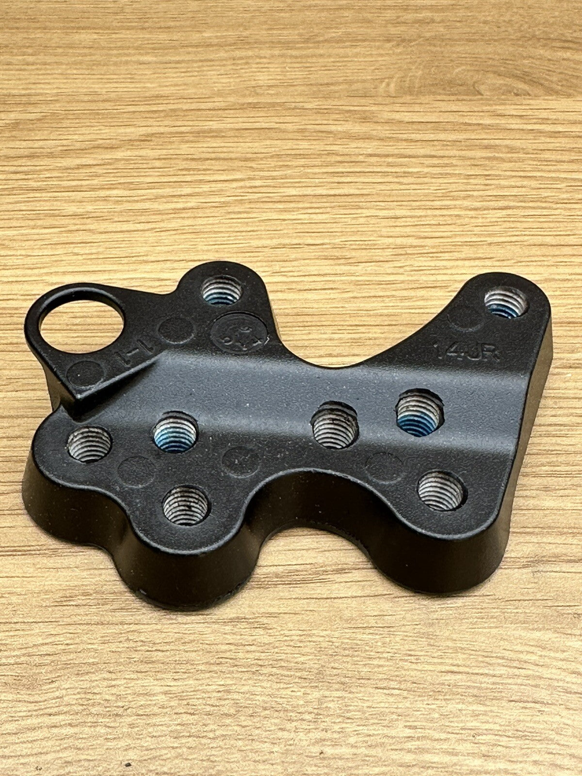 Suzuki GSXR 600 750 Front right riders foot hanger mounting bracket 2011 - 2017