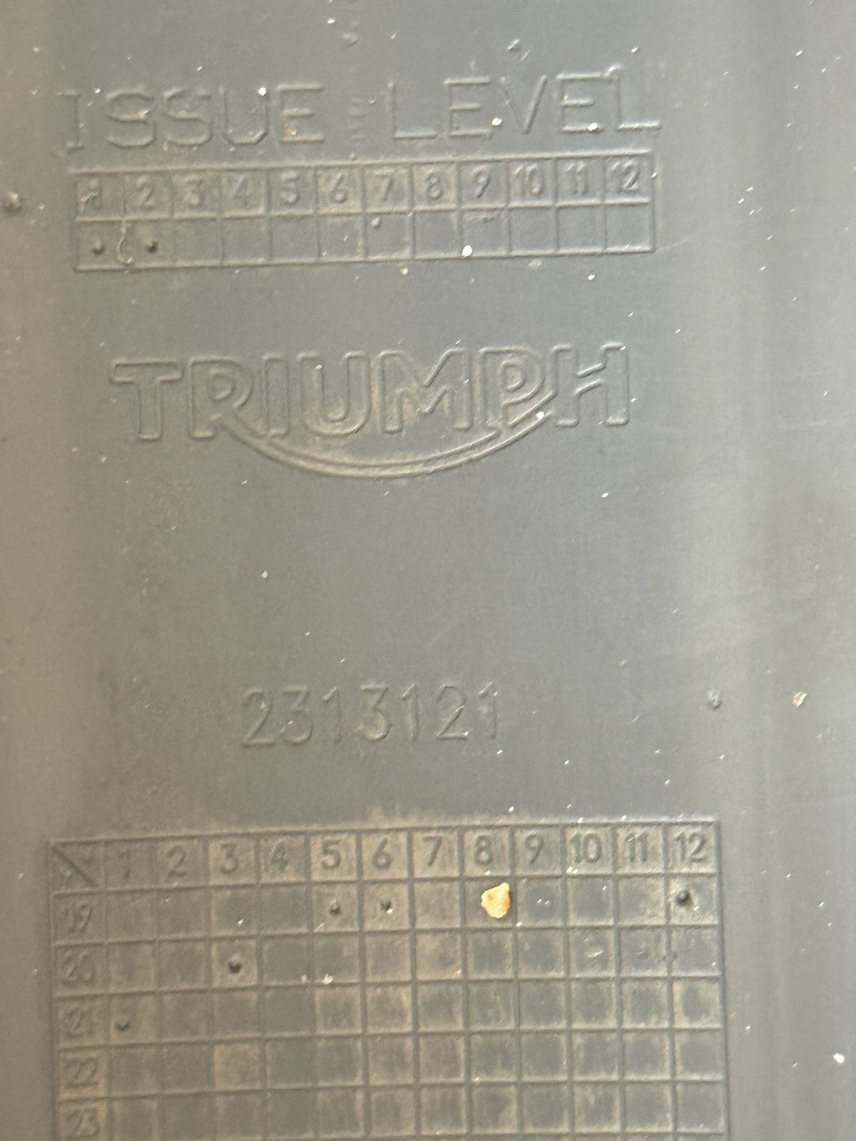 TRIUMPH TRIDENT 660 Front Mudguard Front Fender 2021-2024 T2313121 DESCTRIPTION