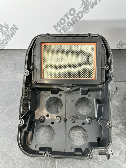 Aprilia Tuono V4 1100 2021 Airbox Air Filter Housing 6606 Miles 2022-2024 OEM