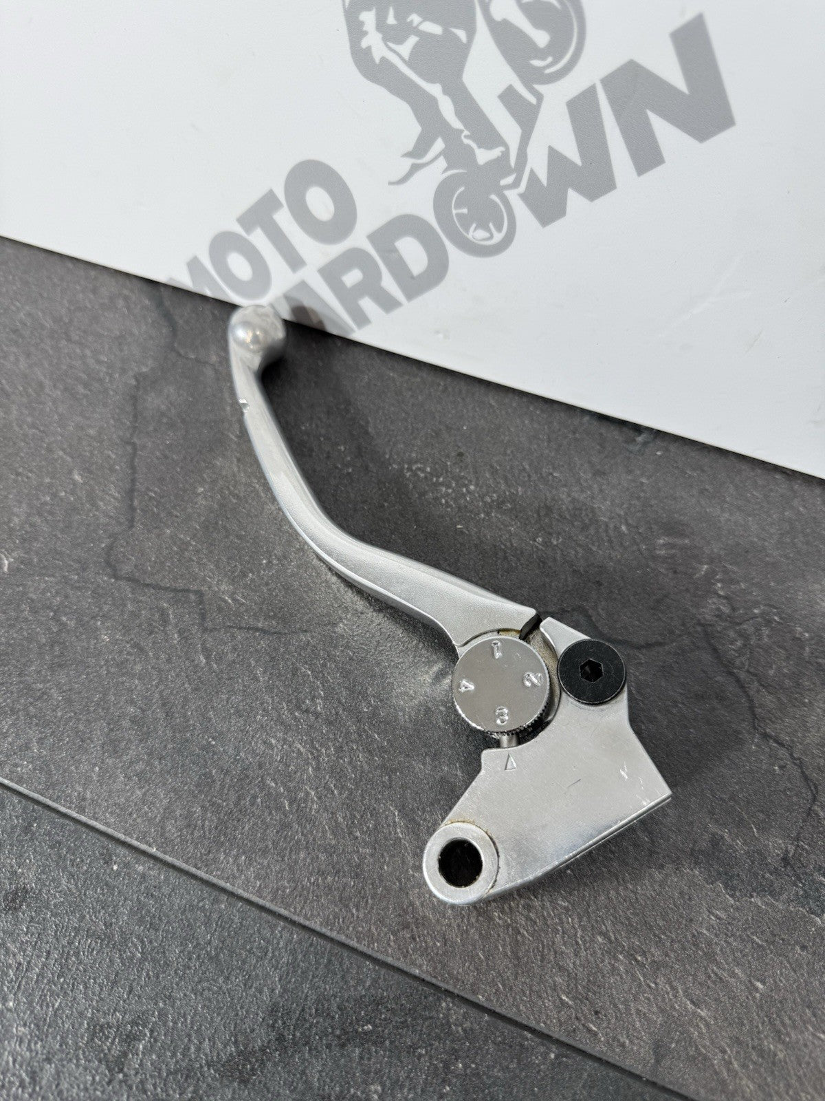 098652c4-3762-47b3-a505-f8184c4598e3