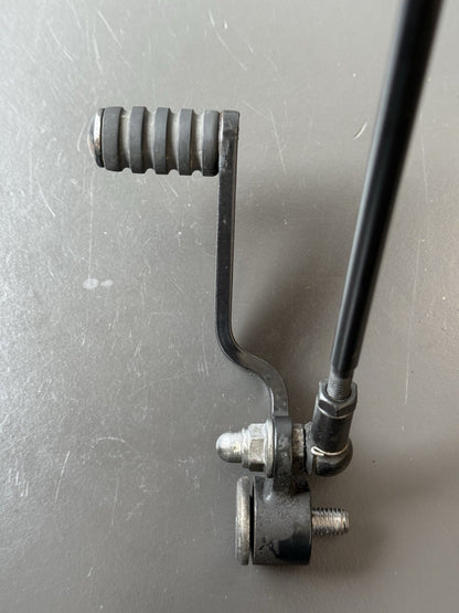 Triumph Trident 660 gear lever and linkage Gear Pedal And Gear Rod 2021-2024 OEM