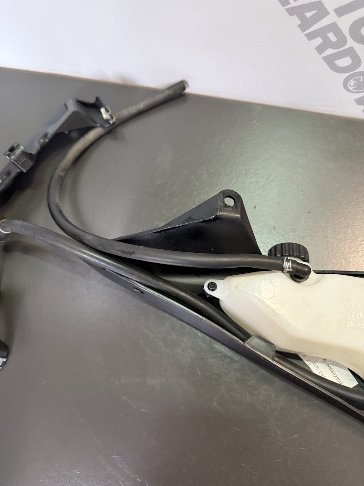 ab1acf52-9b08-478e-9c6f-383f973f1d4a