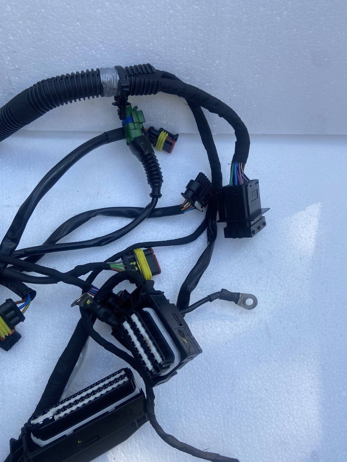 Aprilia Tuono V4 2020 Rear wiring loom 2020 2D000304 V4 Rear Wiring Loom OEM