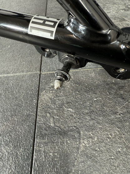 6eaffb1b-c54a-40ed-9bd4-436393aad81f