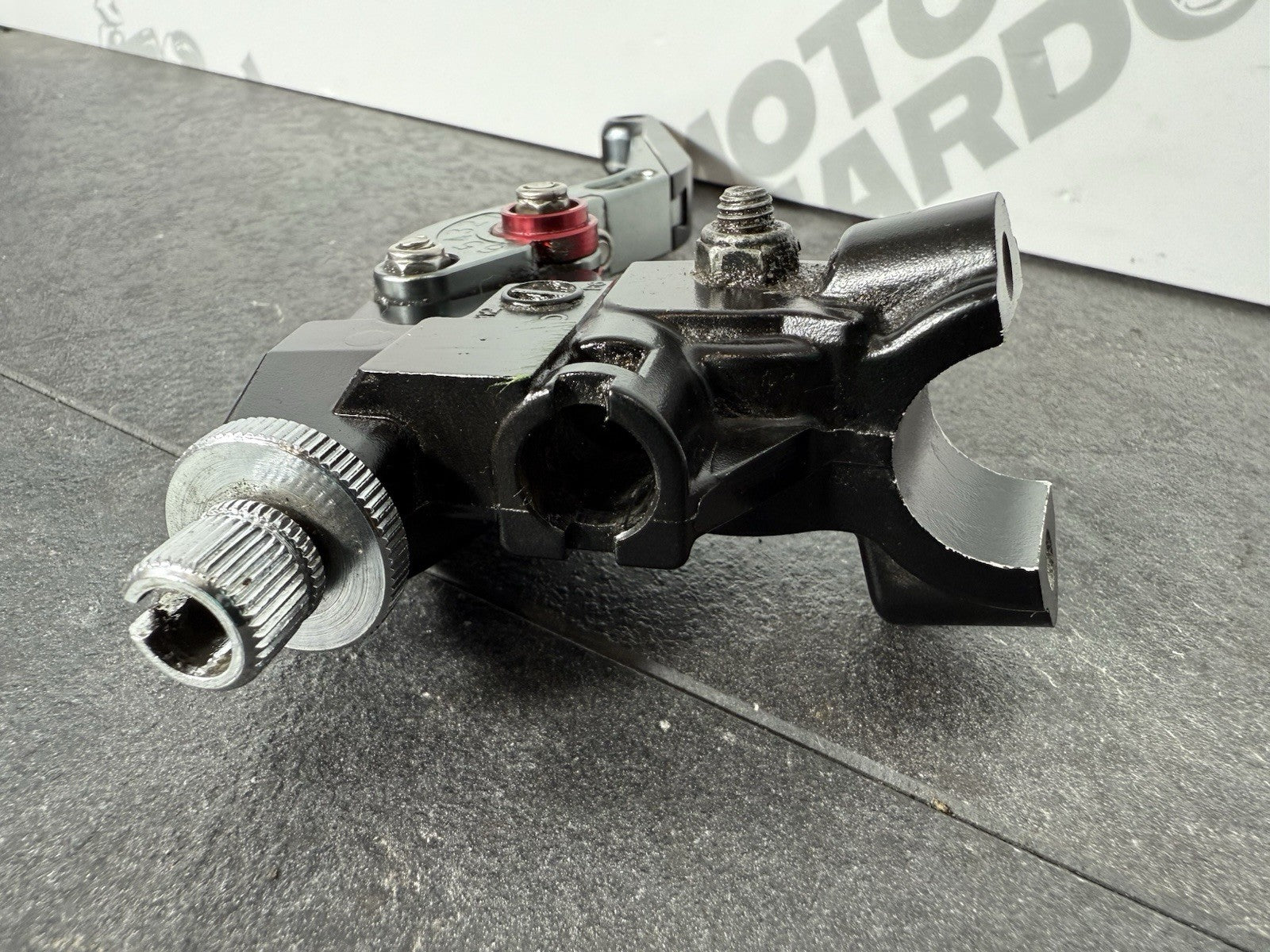 6f098f4f-ddd1-4f1b-a5ac-9e0a7ba27094