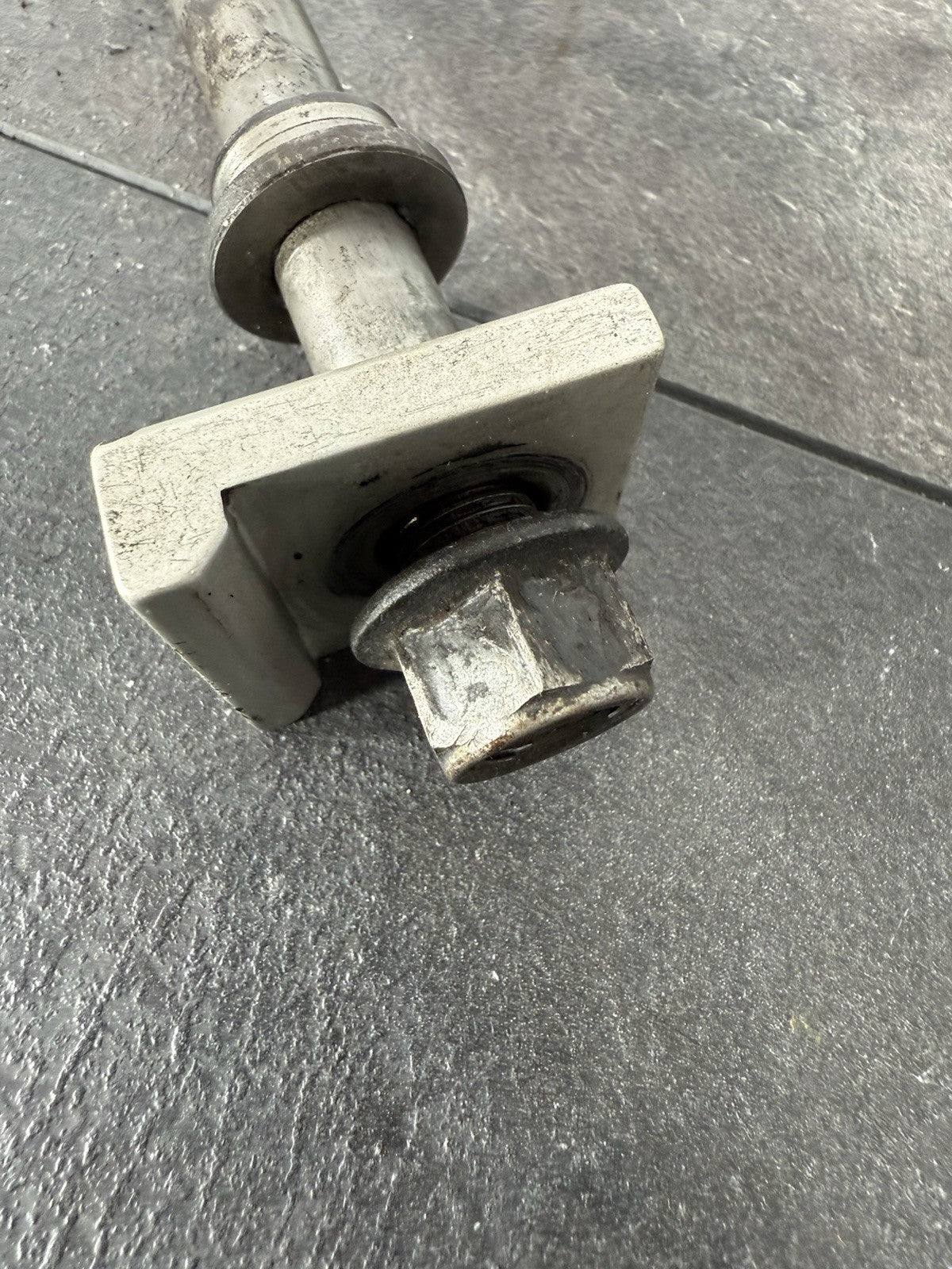 Yamaha YZF R125 R 125 2014 Rear Spindle & Spacers 26983 Miles 2008-2018 OEM