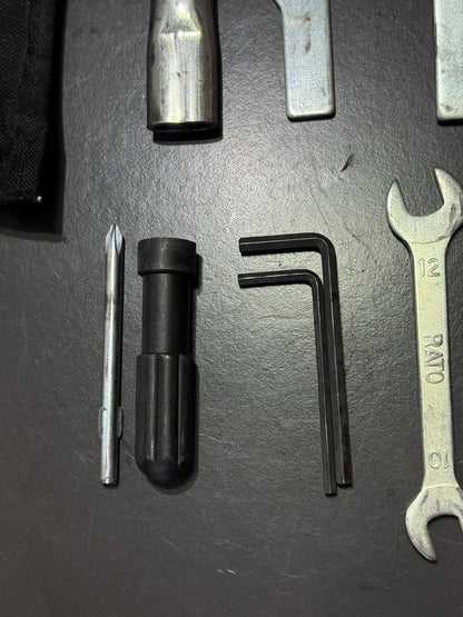 4dc5dade-72e2-44c3-9aa5-f45bba614035