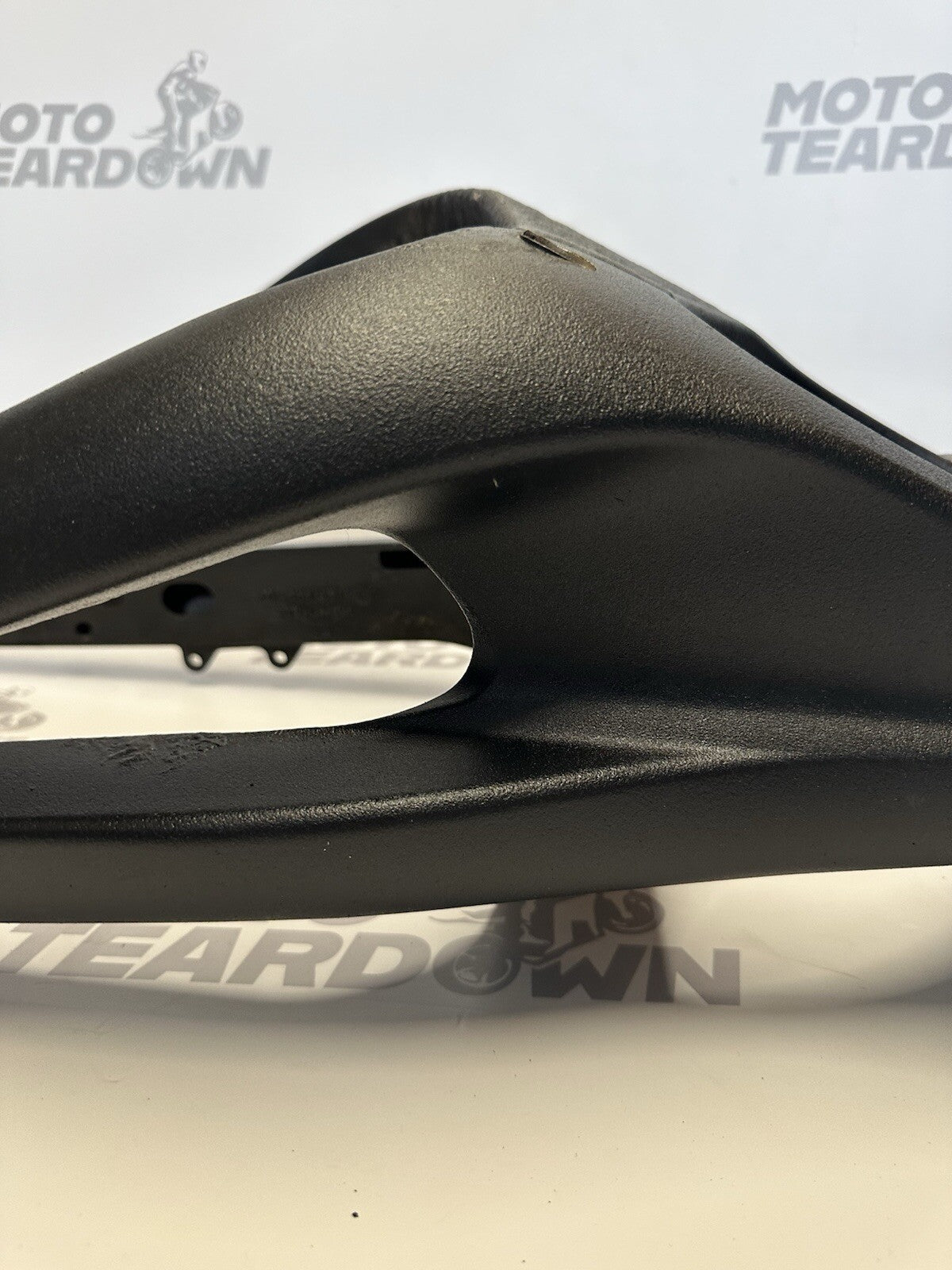 TRIUMPH STREET TRIPLE 675R SWINGING ARM SWING ARM 2011 675R Swing Arm OEM