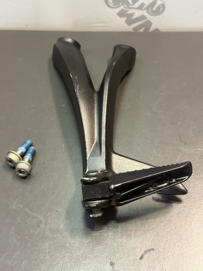 9f2243e2-8a06-4449-a2a6-ba5745f529f2