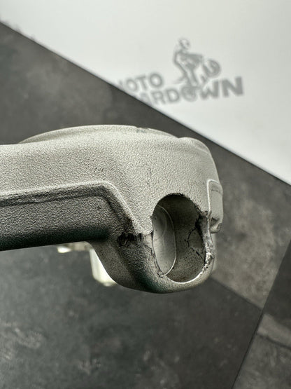 Triumph TIGER 900 GT PRO 2022 Top Yoke Upper Yoke 6337 Mile 2020-2023 OEM