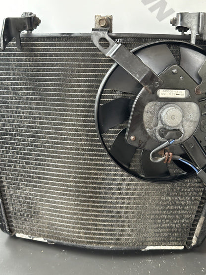 Suzuki GSXR 1000 Radiator Coolant Rad 2009-2016 Only 33,787 Miles OEM Radiator