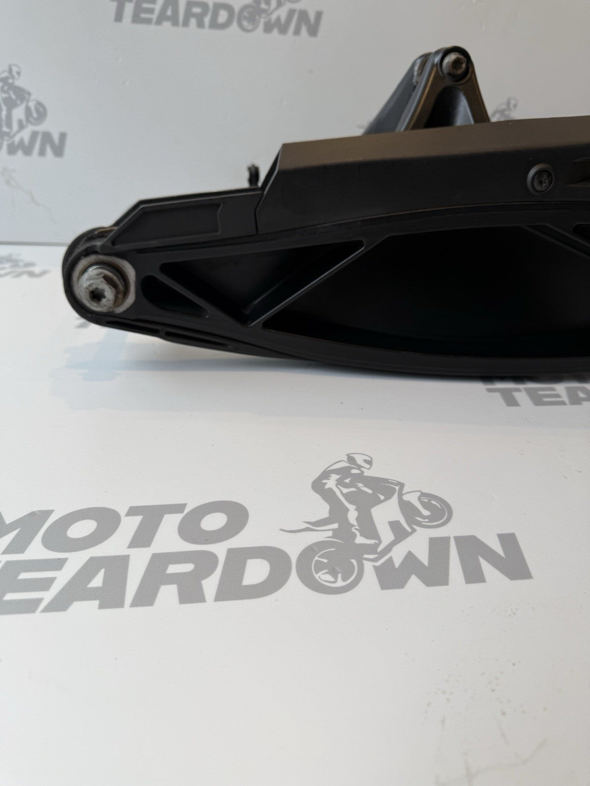 b98c142b-77a0-4229-9e45-8535d6e2d6dc