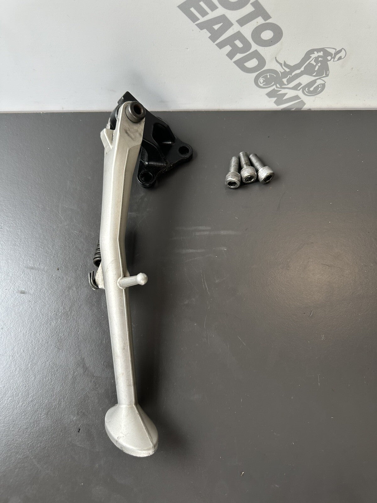 Triumph Speed Triple 1050 ABS 2011-2015 side prop kick stand 1050 Kick Stand OEM