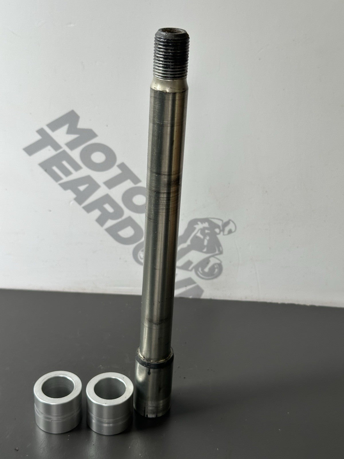 TRIUMPH STREET TRIPLE 765R 765RS FRONT WHEEL SPINDLE AXLE Front Spindle 2017-19