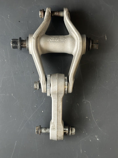 KTM 1190 RC8 rear shock linkage