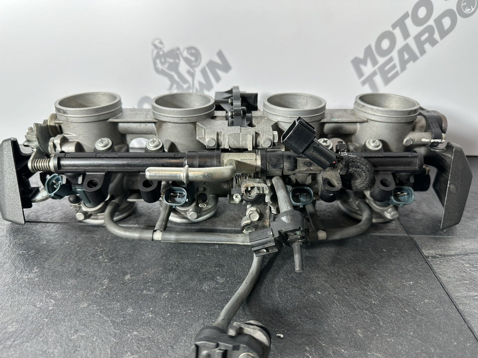 Kawasaki Z800 2016 Mikuni Throttle Bodies Injectors 12691 Miles 2013-2018 OEM
