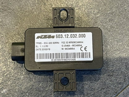 KTM Superduke R 1290 2018 2019 Tyre Pressure Sensor ECU Only 8115 Miles