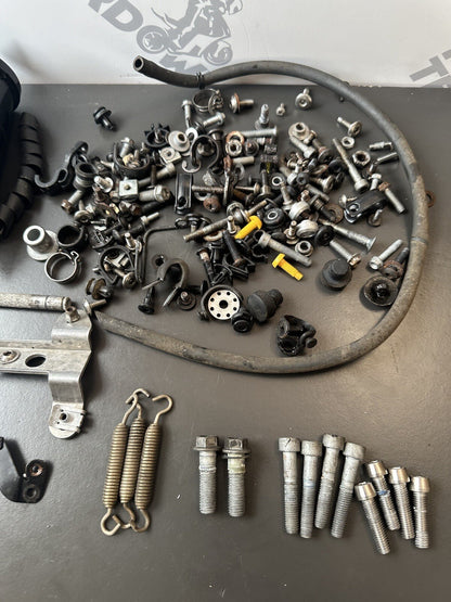 Aprilia Tuono V4 1100 Job Lot Bolts Screws Clips Fixings RSV4 2017 Tuono Job Lot