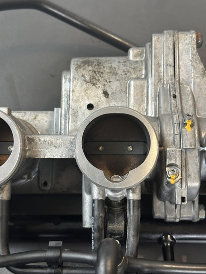 TRIUMPH STREET TRIPLE 765 RS 2017 Throttle Bodies 27,946 M 765RS Throttle Bodies