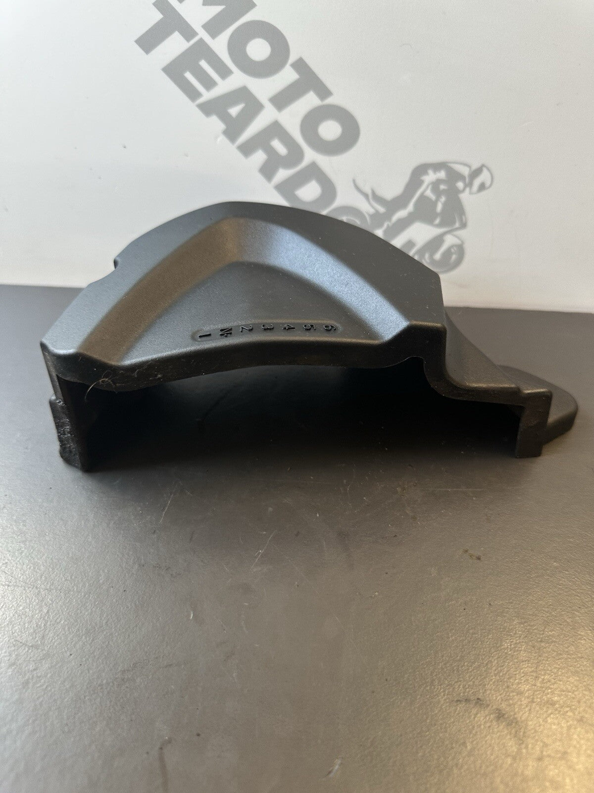 ENGINE DRIVE SPROCKET COVER CASING TRIUMPH STREET TRIPLE 765 2017-19 S R RS OEM